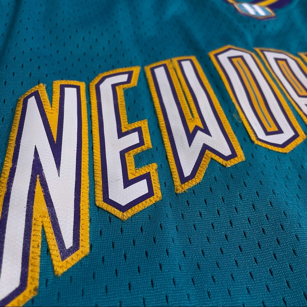 Adidas New Orleans Hornets Chris Paul NBA Jersey - Picture 5 of 16